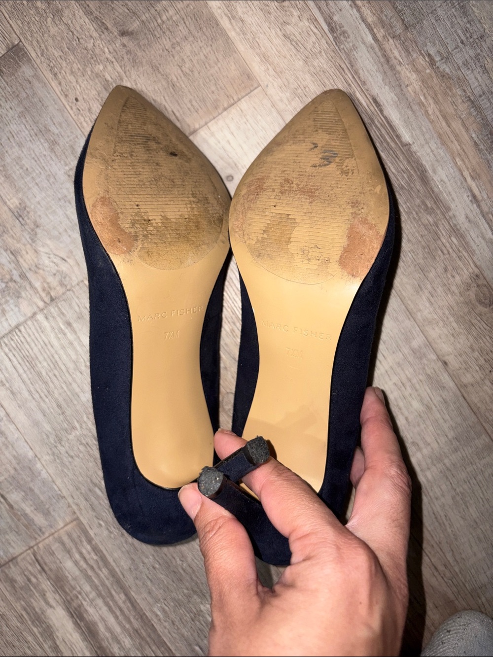 Marc Fisher Deep Navy Suede Pointed Pumps 7.5 - Picture 5 of 6